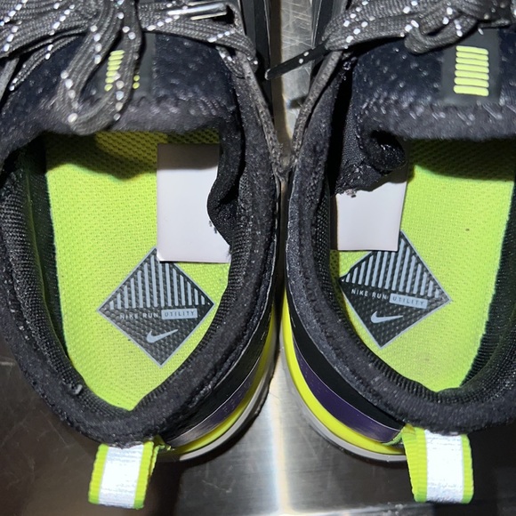 Nike sneakers - Picture 6 of 9